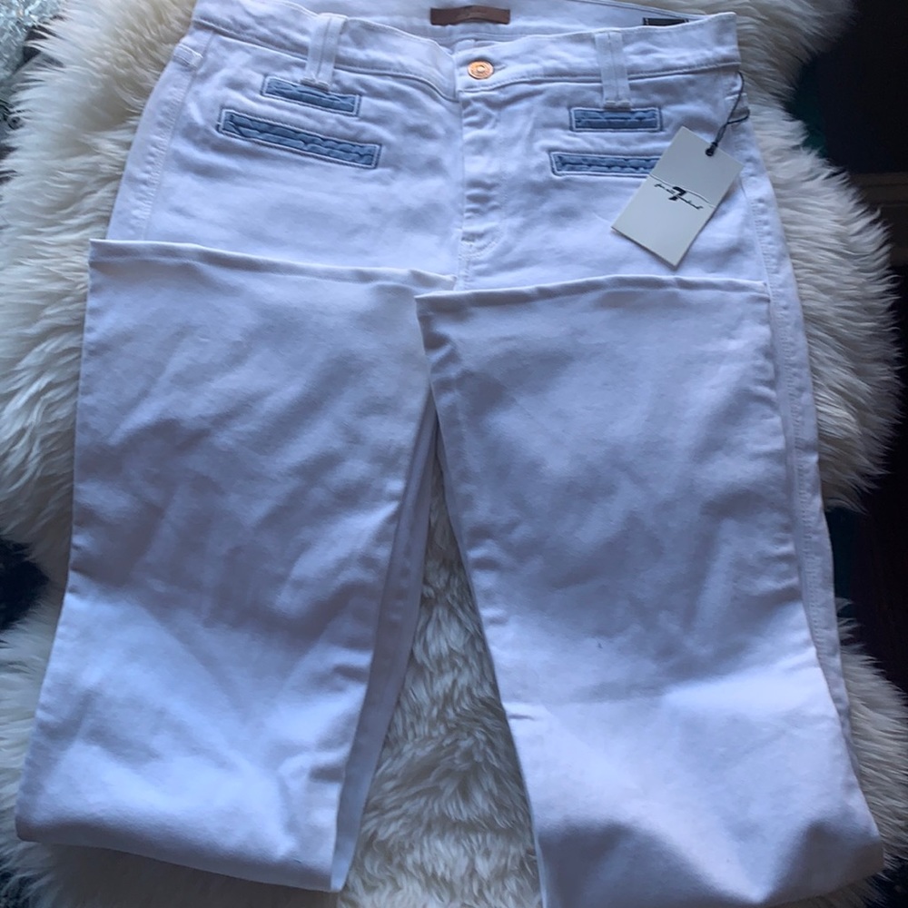 NWT 7 for all mankind white jeans